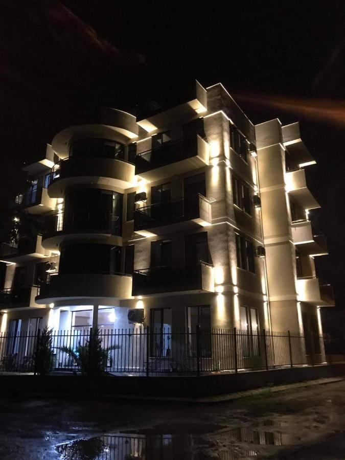 Hotel Fleur De Lis Gonio Kültér fotó