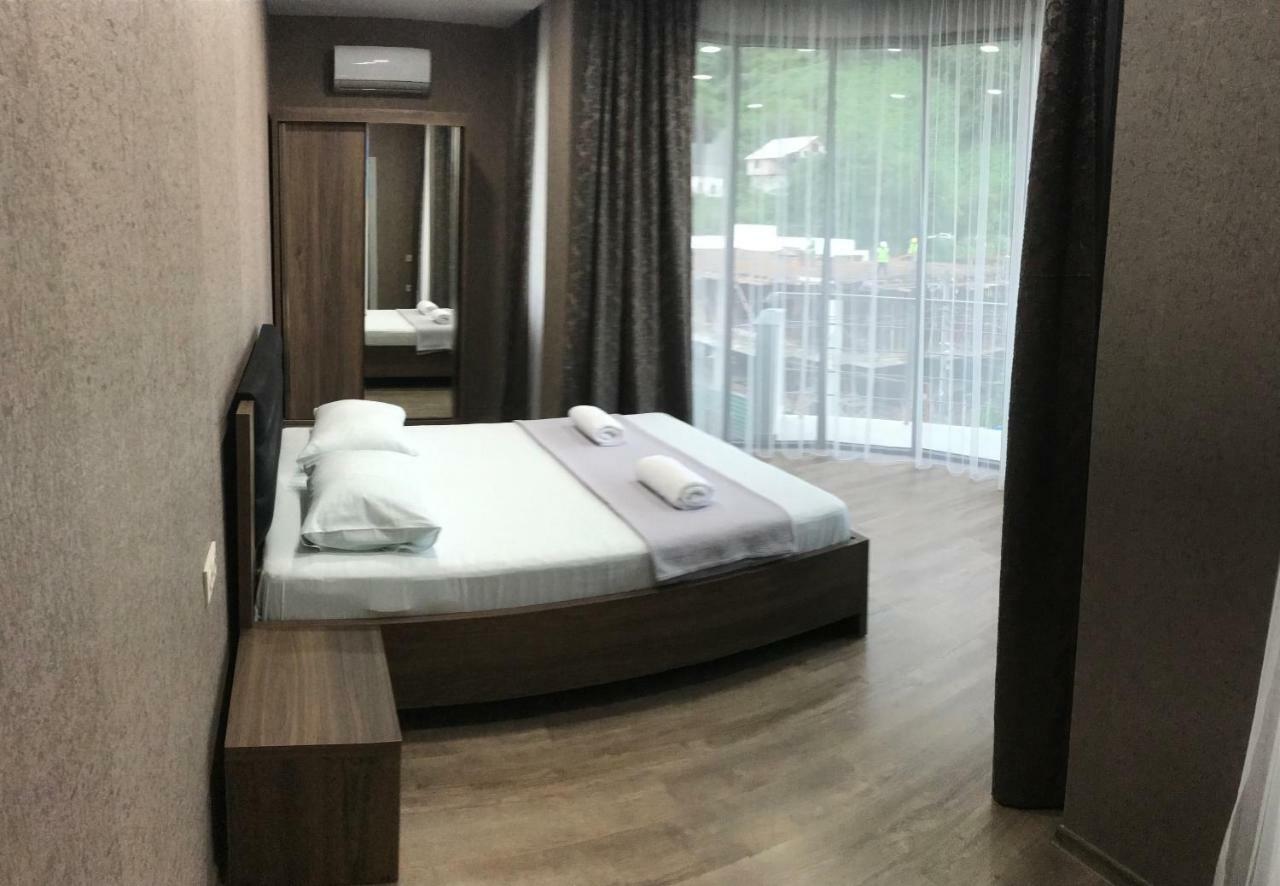 Hotel Fleur De Lis Gonio Kültér fotó