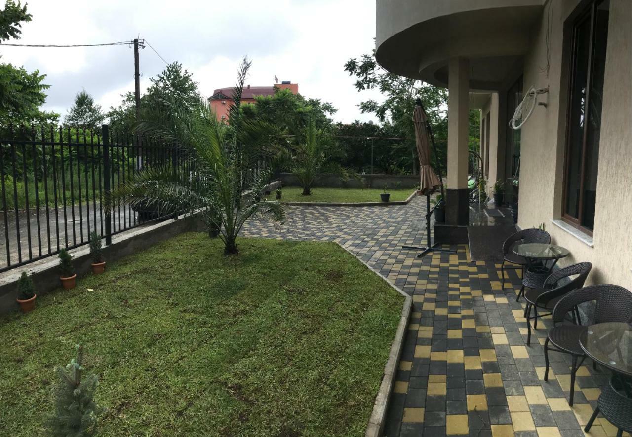 Hotel Fleur De Lis Gonio Kültér fotó