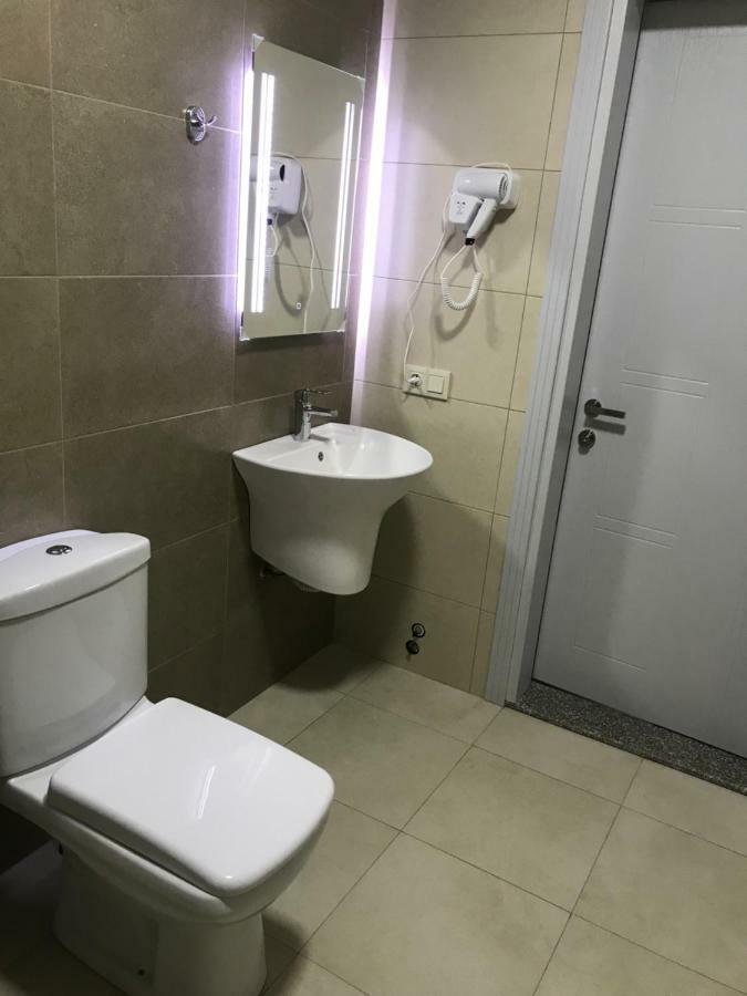 Hotel Fleur De Lis Gonio Kültér fotó