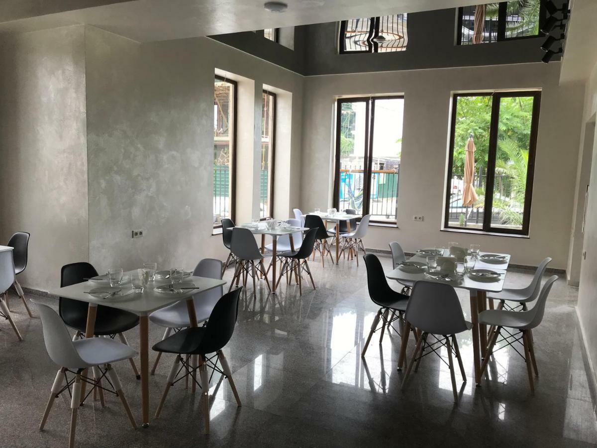 Hotel Fleur De Lis Gonio Kültér fotó